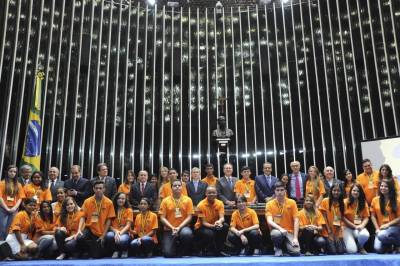 notícia: Programa Jovem Senador abre inscrições para estudantes