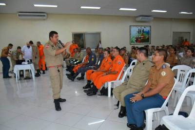 galeria: Corpo de Bombeiros promove seminário sobre salvamento veicular