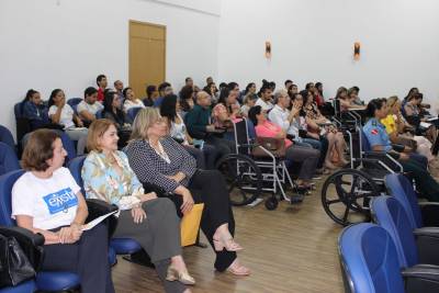 galeria: Funcionários do Centro de Reabilitação conhecem o Plano Existir