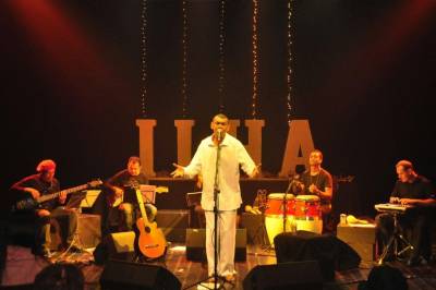 notícia: Show e sonho realizados no palco do Waldemar Henrique