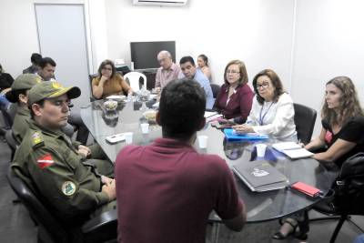 notícia: Seduc dialoga sobre temas relevantes com sindicalistas
