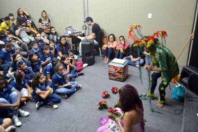 galeria: Biblioteca Arthur Vianna incentiva a leitura infantil em programação especial de abril