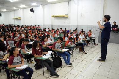 notícia: Alunos da rede pública estão preparados para a segunda prova do Enem