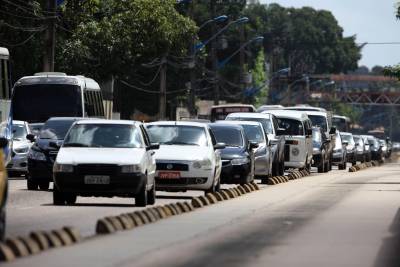 notícia: Descontos do IPVA até dia 4 de janeiro para finais de placa 01 a 31    