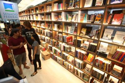 galeria: Educação indígena em debate na Feira do Livro