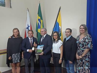 galeria: Embaixador da Hungria estuda possibilidade de investimentos em Santarém