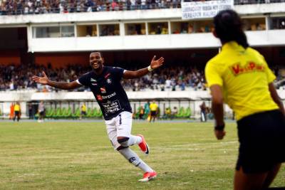 notícia: Goleada do Remo marca a abertura do Banparazão 2018