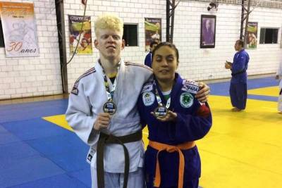 notícia: Atleta do Núcleo de Esporte e Lazer é premiado e disputa Copa do Mundo na Turquia