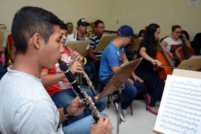 notícia: Orquestra Sinfônica Lauro Sodré ensaia para concerto