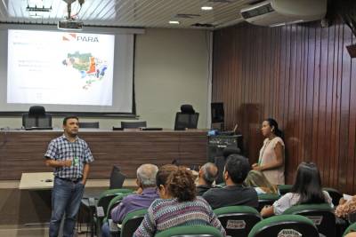 notícia: Seminário para gestores municipais discute gestão das águas