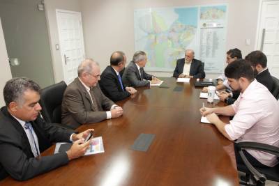 notícia: Governador recebe diretoria do Instituto Brasileiro de Mineração