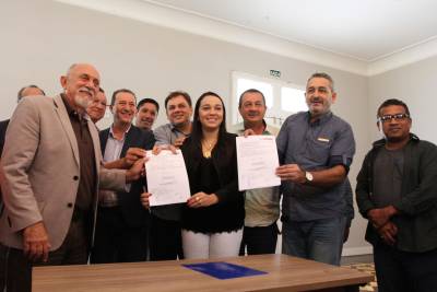 notícia: Governo assina convênio para reforma e ampliação do Hospital de Irituia