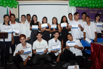 notícia: Projeto Mundiar incentiva jovens e adultos a retomarem os estudos