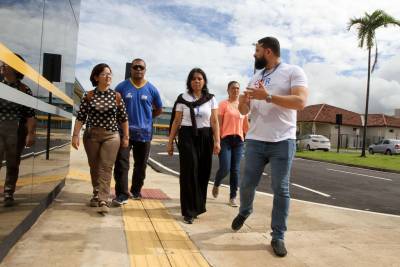 galeria: Tetracampeão paralímpico de judô aprova estrutura do Centro de Reabilitação