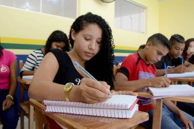 galeria: Estudantes de comunidades rurais já recebem aulas via satélite