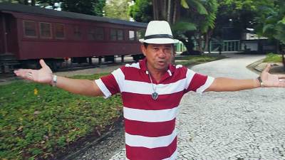 galeria: Margarida Schivasappa recebe show de samba nesta quarta-feira