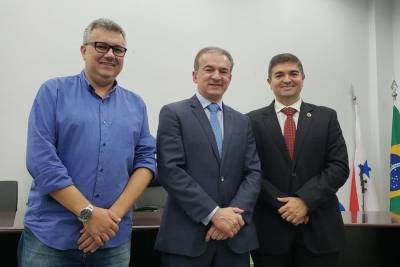 galeria: Associação de Procuradores volta a funcionar em sala na Procuradoria-Geral