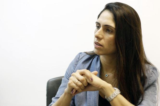 O Núcleo de Tecnologia da Informação (NTI) da Superintendência do Sistema Penitenciário do Estado (Susipe) está finalizando o relatório anual entregue ao Sisdepen - Sistema de Informações do Departamento Penitenciário Nacional (Depen) que tem a finalidade de coletar dados prisionais e informações para um mapeamento padronizado do sistema penitenciário de todo o país. O prazo de entrega é até o próximo dia 30 de abril.
Na foto Vanessa Maneschy.

FOTO: AKIRA ONUMA / ASCOM SUSIPE
DATA: 25.03.2019
BELÉM - PA <div class='credito_fotos'>Foto: Akira Onuma / Ascom Susipe   |   <a href='/midias/2019/originais/018757d0-425f-4bad-8587-8a643fae56e3.jpg' download><i class='fa-solid fa-download'></i> Download</a></div>