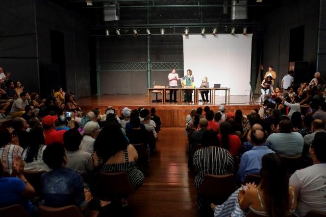 O Projeto Preamar, que reunia artistas e grupos culturais de Belém e do interior em um grande festival no Centur , foi uma das novidades anunciadas pela Secretaria de Estado de Cultura ( Secult ).

FOTO: Luiz Cláudio Ferreira - Divulgação
DATA: 24.01.2019
BELÉM - PARÁ   <div class='credito_fotos'>Foto: Luiz Cláudio Ferreira -Divulgação   |   <a href='/midias/2019/originais/1040a7ab-0f5a-481c-bc58-5d36d2fe29b9.jpg' download><i class='fa-solid fa-download'></i> Download</a></div>