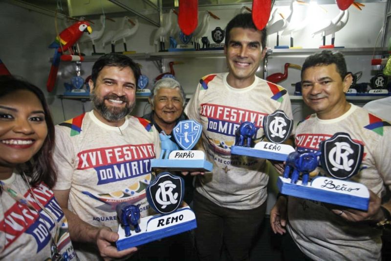 A população de Abaetetuba, na região do Baixo Tocantins, ganhou neste final de semana um reforço nas ações integradas para fomentar a geração de emprego, renda e desenvolvimento para a região.

FOTO: MAYCON NUNES / AG. PARÁ
DATA: 02.06.2019
ABAETETUBA - PARÁ <div class='credito_fotos'>Foto: Maycon Nunes / Ag. Pará   |   <a href='/midias/2019/originais/107ed216-8574-4af3-a89f-bdb5b5b290c6.jpg' download><i class='fa-solid fa-download'></i> Download</a></div>