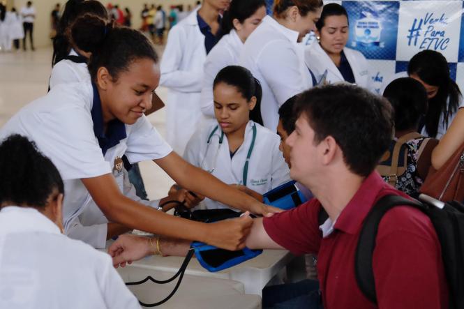 Os portões do Centro de Convenções e Eventos de Marabá foram abertos cedo nesta sexta-feira (5) para receber a multidão que aguardava ansiosa pela Ação Cidadania. Organizado pela Fundação ParáPaz, o evento reúne diferentes órgãos do Estado e instituições parceiras que prestam serviços à população para um dia dedicado ao atendimento ao público.

FOTO: ROGERIO UCHOA / AGENCIA PARA
DATA: 05.04.2019
MARABA - PARA <div class='credito_fotos'>Foto: Rogerio Uchöa / Ag. Para   |   <a href='/midias/2019/originais/142158e4-5054-495a-9072-0aaf65a34e63.jpg' download><i class='fa-solid fa-download'></i> Download</a></div>