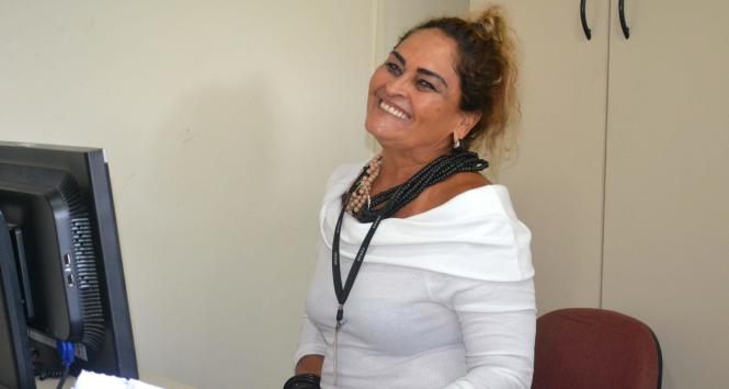 Fundada em 13 de abril de 1965, a Companhia de Habitação do Estado do Pará (COHAB-Pará, comemora 54 anos de atividades neste sábado, e como parte de uma programação especial, a presidência e sua diretoria iniciaram as comemorações nesta sexta-feira (12). 
NA FOTO: FÁTIMA PINA

FOTO: ASCOM / COHAB
DATA: 12.04.2019
BELÉM - PARÁ <div class='credito_fotos'>Foto: ASCOM COHAB   |   <a href='/midias/2019/originais/14d17bf5-04dc-4b75-a1a3-3b668c7a1b60.jpg' download><i class='fa-solid fa-download'></i> Download</a></div>