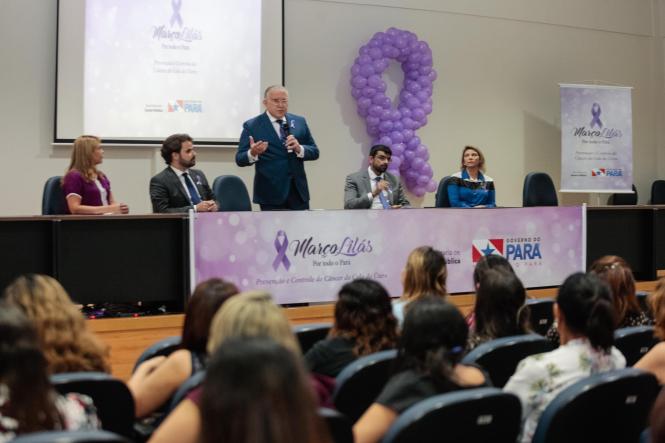 Gestões dos 144 municípios paraenses já estão convocadas a mobilizar mulheres adultas para a adesão ao exame preventivo a fim de detectar, o quanto antes, lesões que podem se transformar num câncer de colo de útero. Essa orientação é o mote da campanha “Março Lilás por todo o Pará”, que a Secretaria de Estado de Saúde Pública (Sespa) acaba de lançar a fim de combater a principal causa de morte por câncer de mulheres no Pará e como parte da programação do governo do Estado, em alusão ao mês da mulher.

FOTO: RICARDO AMANJÁS / AGÊNCIA PARÁ
DATA: 12.03.2019
BELÉM - PA <div class='credito_fotos'>Foto: Ricardo Amanajás / Ag. Pará   |   <a href='/midias/2019/originais/14df7d0b-ac0f-4aef-869c-78baa63c4fa4.jpg' download><i class='fa-solid fa-download'></i> Download</a></div>