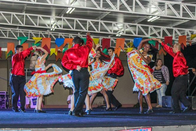 Foto Daniel Gonçalves <div class='credito_fotos'>Foto: ASCOM OS PARÁ 2000   |   <a href='/midias/2019/originais/15e30f8b-e3c0-4d26-a752-76020f360284.jpg' download><i class='fa-solid fa-download'></i> Download</a></div>