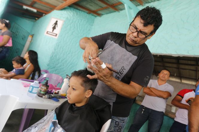 O município de São João de Pirabas, localizado na região do salgado, completou nesta sexta-feira (10), 31 anos. Durante todo o dia a programação foi diversificada, com torneios esportivos, brincadeiras e Ação de Cidadania com inúmeros benefícios a população. A ação que ocorre desde sábado (04), é uma realização do Governo do Estado, através da Secretaria de Estado de Articulação da Cidadania (SEAC), Fundação Parápaz, Secretaria de Estado de Saúde e demais órgãos.

FOTO: MARCELO SEABRA / AGÊNCIA PARÁ
DATA: 10.05.2019
PIRABAS - PARÁ <div class='credito_fotos'>Foto: Marcelo Seabra / Ag. Pará   |   <a href='/midias/2019/originais/1a10ec79-16b9-4ad5-b891-f50535d115d3.jpg' download><i class='fa-solid fa-download'></i> Download</a></div>