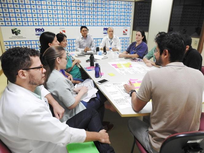           Gestores do Hospital Regional Público da Transamazônica (HRPT), em Altamira (PA), definiram o planejamento estratégico que norteará as ações de atuação e gestão da unidade de saúde no biênio 2019/2020. Entre as ações programas estão a maior interação com a comunidade local por meio de palestras educativas, mudanças nos processos de assistência à pacientes internados, redução de custos e de emissão de CO2 através do plantio de mudas, por exemplo.

FOTO: DIVULGAÇÃO / HRPT
DATA: 07.02.2019
ALTAMIRA - PARÁ

 <div class='credito_fotos'>Foto: ASCOM HRPT   |   <a href='/midias/2019/originais/1a583a10-a984-49dd-abc8-6e08ff2659e5.jpg' download><i class='fa-solid fa-download'></i> Download</a></div>