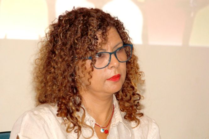 Com o objetivo de aprimorar os saberes, sistematizar conteúdos, dialogar as práticas e vivências educacionais para adolescentes autores de atos infracionais e apenados do sistema penitenciário, cerca de 300 profissionais que atuam na Fundação de Atendimento Socioeducativo do Pará (Fasepa), e demais atores públicos que trabalham com educação, participaram, nesta sexta-feira (3), no auditório do Campus III da Universidade do Estado do Pará (Uepa), do Seminário Políticas Públicas de Educação: Olhares sobre as práticas educacionais às pessoas privadas de liberdade.
Aderli Tavares professora da UEPA  

FOTO: DIVULGAÇÃO
DATA: 03.05.2019
BELÉM - PARÁ <div class='credito_fotos'>Foto: Divulgação   |   <a href='/midias/2019/originais/1b3bd129-be08-461a-9fcc-ce3b4b18342a.jpg' download><i class='fa-solid fa-download'></i> Download</a></div>