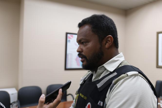 O Departamento de Trânsito do Estado (Detran/PA) intensificou as ações de fiscalização durante o segundo final de semana do pré-carnaval da Cidade Velha, em Belém. No total, 27 condutores foram autuados por dirigir sob influência de álcool, sendo que 11 deles, irão responder criminalmente por conduzir veículo automotor na via pública estando com concentração de álcool por litro de sangue igual ou superior a 6 decrigramas ou sob influência de qualquer outra substância psicoativa, de acordo com o artigo 306 do Código de Trânsito Brasileiro (CTB). Três pessoas se recusaram a fazer o teste do etilomêntro, conhecido popularmente como bafomêtro.

FOTO: ASDECOM /  DETRAN
DATA: 04.02.2019
BELÉM - PARÁ <div class='credito_fotos'>Foto: ASDECOM / DETRAN   |   <a href='/midias/2019/originais/1cbcbe20-2033-42fa-83f4-c04ea08666b3.jpg' download><i class='fa-solid fa-download'></i> Download</a></div>