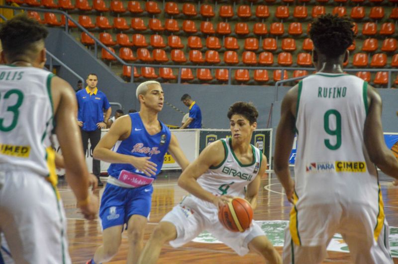  Belém recebe Copa América de Basquete Masculino Sub-17


FOTO: ASCOM SEEL
DATA: 04.06.2019
BELÉM - PARÁ <div class='credito_fotos'>Foto: ASCOM / SEEL   |   <a href='/midias/2019/originais/2605_brasilxportorico7.jpg' download><i class='fa-solid fa-download'></i> Download</a></div>