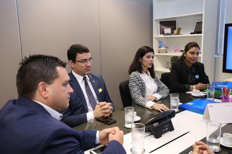 O ouvidor geral do Estado, Arthur Houat, representando o governo do Pará, esteve nesta quarta-feira (12), em Brasília, para tratar de pautas importantes para a garantia de direitos do povo paraense: o combate à violação de direitos humanos e ações de inclusão da pessoa com autismo. <div class='credito_fotos'>Foto: Jailson Sam / Divulgação   |   <a href='/midias/2019/originais/2684_img_5409.jpg' download><i class='fa-solid fa-download'></i> Download</a></div>