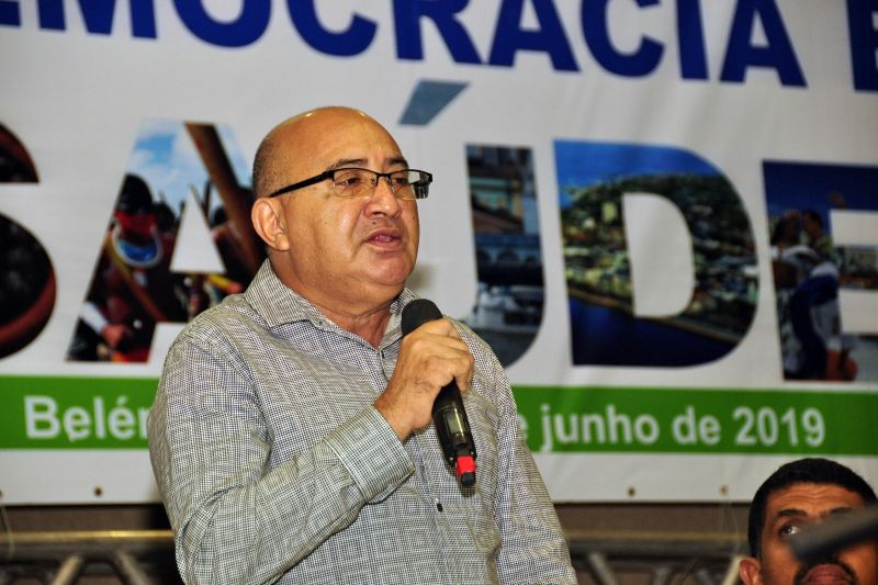 Com o tema central "Democracia e Saúde: Saúde como Direito e Consolidação e Financiamento do SUS" começou nesta quinta-feira (13), no Hangar

FOTO: JOSÉ PANTOJA / ASCOM 
DATA: 14.06.2019
BELÉM - PARÁ <div class='credito_fotos'>Foto: José Pantoja/ Sespa   |   <a href='/midias/2019/originais/2701_13conferenciaestadualdesaude0161.jpg' download><i class='fa-solid fa-download'></i> Download</a></div>