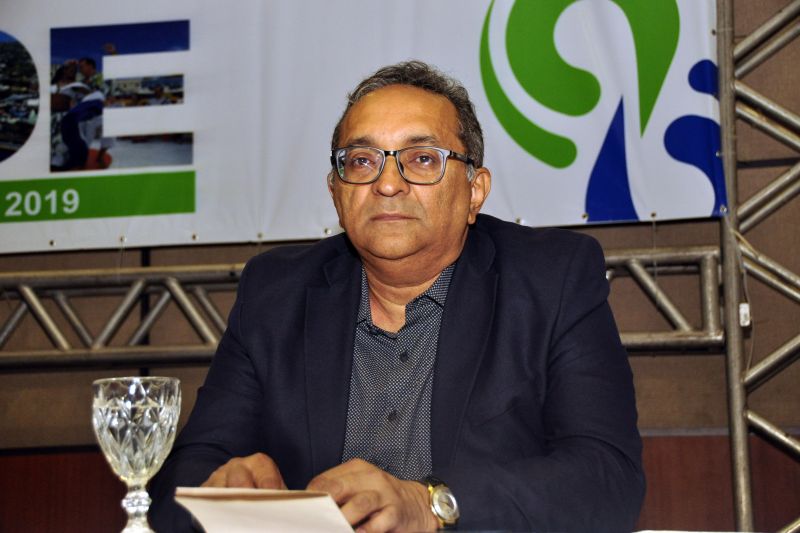 Com o tema central "Democracia e Saúde: Saúde como Direito e Consolidação e Financiamento do SUS" começou nesta quinta-feira (13), no Hangar

FOTO: JOSÉ PANTOJA / ASCOM 
DATA: 14.06.2019
BELÉM - PARÁ <div class='credito_fotos'>Foto: José Pantoja/ Sespa   |   <a href='/midias/2019/originais/2701_13conferenciaestadualdesaude018.jpg' download><i class='fa-solid fa-download'></i> Download</a></div>