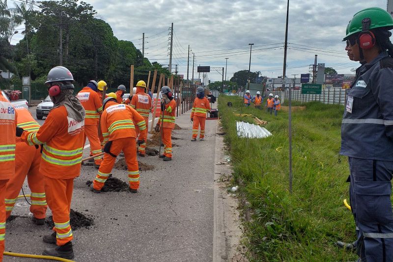 Na terceira visita a Belém, representantes da Agência de Cooperação Internacional do Japão (Jica) inspecionaram o andamento das obras de requalificação da Rodovia BR-316, executadas há cinco meses pelo Governo do Pará. A agenda que os técnicos japoneses cumpriram na quarta (12) e quinta-feira (13) incluiu, também, reuniões técnicas com diretores do Núcleo de Gerenciamento de Transporte Metropolitano (NGTM) – responsável pela execução dos trabalhos –, com a Procuradoria-Geral do Estado (PGE) e Secretaria de Estado de Planejamento (Seplan). <div class='credito_fotos'>Foto: ASCOM / NGTM   |   <a href='/midias/2019/originais/2712_20190613_102540.jpg' download><i class='fa-solid fa-download'></i> Download</a></div>
