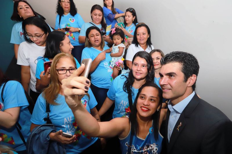 IMPLANTAÇÃO DO GRUPO DE TRABALHO - CETEA Centro Especializado em Autismo. 

DATA:17/06/2019 
FOTO MARCO SANTOS/ AG PARÁ
BELÉM - PARÁ <div class='credito_fotos'>Foto: Marco Santos / Ag. Pará   |   <a href='/midias/2019/originais/2724_implantacaodogrupodetrabalho-cetea20190617_marcosantos_0044.jpg' download><i class='fa-solid fa-download'></i> Download</a></div>