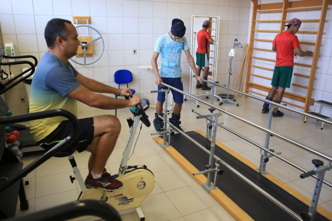 Com uma gestão certificada pela qualidade e segurança do paciente em todos os seus processos, concedida pela Organização Nacional de Acreditação (ONA), Nível 1, a equipe multiprofissional do Hospital Regional Público do Marajó, em Breves, comemora os mais de 92 mil atendimentos mais relevantes efetivados nos primeiros 100 dias deste ano, que representa um crescimento de 5% em relação ao mesmo período do ano passado, que ainda é celebrado por mais de 98% do índice de satisfação do usuário.

FOTO: DIVULGAÇÃO
DATA: 26.04.2019
BREVES - PARÁ <div class='credito_fotos'>Foto: Divulgação   |   <a href='/midias/2019/originais/2773df08-ce8d-498d-bdfd-aaebaeabe0ca.jpg' download><i class='fa-solid fa-download'></i> Download</a></div>