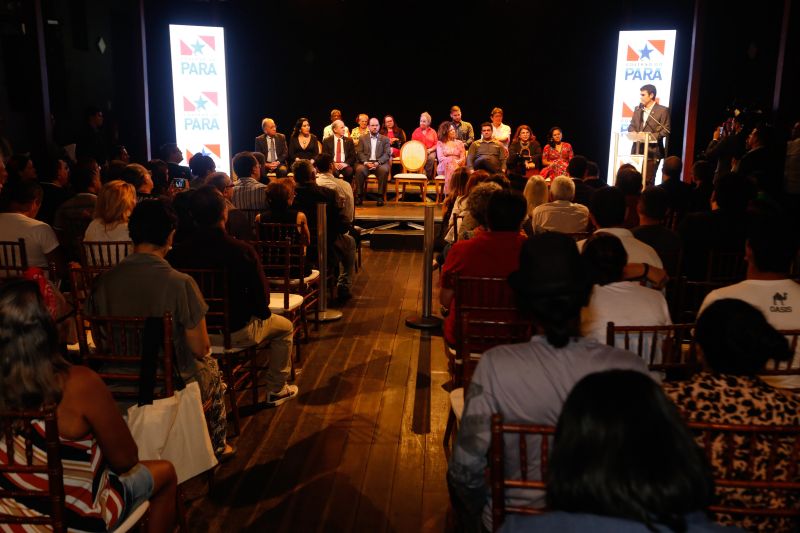  mais importante programa de incentivo à cultura no Estado, a Lei Semear, teve duplicado para R$ 6 milhões o limite máximo de renúncia fiscal do Imposto sobre Circulação de Mercadorias e Serviços (ICMS) para fins de investimentos em projetos culturais.

FOTO: MARCELO SEABRA / AG. PARÁ
DATA: 25.06.2019
BELÉM - PARÁ <div class='credito_fotos'>Foto: Marcelo Seabra / Ag. Pará   |   <a href='/midias/2019/originais/2784_f25.jpg' download><i class='fa-solid fa-download'></i> Download</a></div>