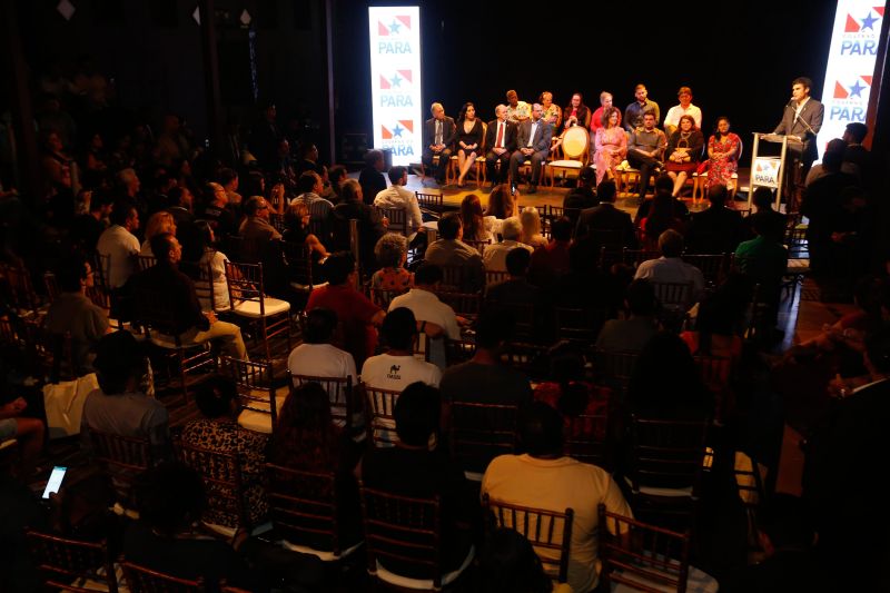  mais importante programa de incentivo à cultura no Estado, a Lei Semear, teve duplicado para R$ 6 milhões o limite máximo de renúncia fiscal do Imposto sobre Circulação de Mercadorias e Serviços (ICMS) para fins de investimentos em projetos culturais.

FOTO: MARCELO SEABRA / AG. PARÁ
DATA: 25.06.2019
BELÉM - PARÁ <div class='credito_fotos'>Foto: Marcelo Seabra / Ag. Pará   |   <a href='/midias/2019/originais/2784_f27.jpg' download><i class='fa-solid fa-download'></i> Download</a></div>