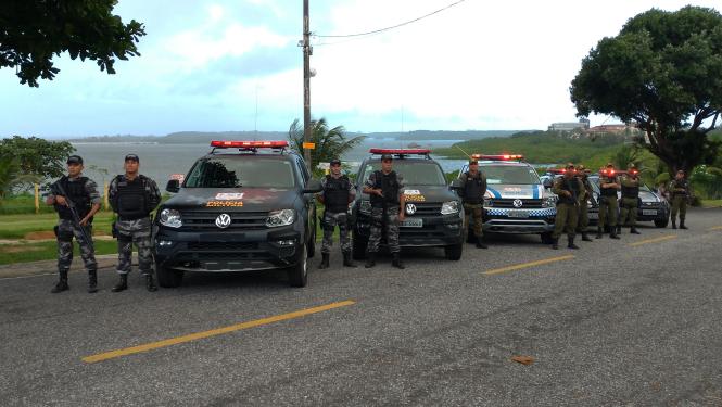 PM intensifica policiamento em Salinas, Bragança e Mosqueiro com reforço na Operação ‘Carnaval 2019’

FOTO: ASCOM/POLICIA MILITAR
DATA: 04.03.2019
BELÉM - PARÁ <div class='credito_fotos'>Foto: Ascom Polícia Militar   |   <a href='/midias/2019/originais/2789a4c1-02c0-4e57-bbff-9828f0202985.jpg' download><i class='fa-solid fa-download'></i> Download</a></div>