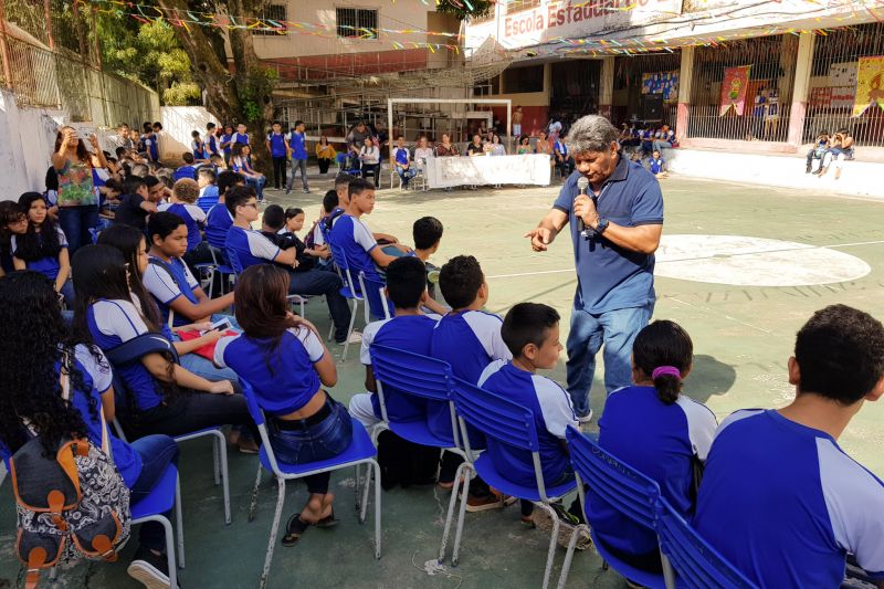 Com o objetivo de buscar alternativas com as instituições e a sociedade civil para o enfrentamento ao uso de drogas, a Secretaria de Estado de Justiça e Direitos Humanos (Sejudh) iniciou nesta terça-feira (25) a Semana Paraense sobre Drogas, em Belém, como parte das ações alusivas ao Dia Mundial do Combate às Drogas - 26 de Junho.

FOTO: WAGNER ALMEIDA / SEJUDH
DATA: 26.06.2019
BELÉM - PARÁ <div class='credito_fotos'>Foto: Wagner Almeida/ Ascom Sejudh   |   <a href='/midias/2019/originais/2795_lrm_export_72336169316261_20190625_122829883.jpg' download><i class='fa-solid fa-download'></i> Download</a></div>
