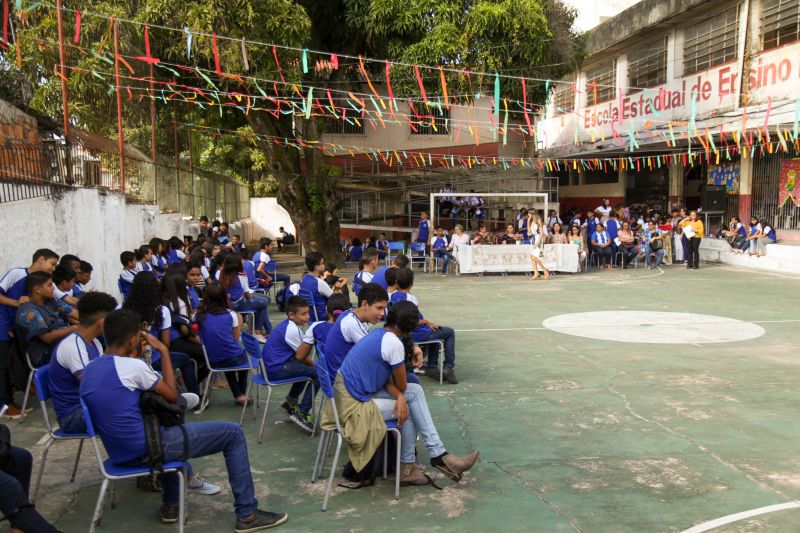 Com o objetivo de buscar alternativas com as instituições e a sociedade civil para o enfrentamento ao uso de drogas, a Secretaria de Estado de Justiça e Direitos Humanos (Sejudh) iniciou nesta terça-feira (25) a Semana Paraense sobre Drogas, em Belém, como parte das ações alusivas ao Dia Mundial do Combate às Drogas - 26 de Junho.

FOTO: WAGNER ALMEIDA / SEJUDH
DATA: 26.06.2019
BELÉM - PARÁ <div class='credito_fotos'>Foto: Wagner Almeida/ Ascom Sejudh   |   <a href='/midias/2019/originais/2795_lrm_export_72747416076043_20190625_123521130.jpg' download><i class='fa-solid fa-download'></i> Download</a></div>
