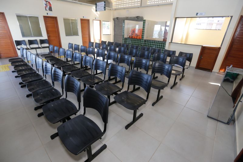 Mais de 18 mil moradores do município de Terra Santa, na região do Baixo Amazonas, no oeste do Pará, contam agora com o primeiro Terminal Hidroviário de Cargas e Passageiros da cidade, obra realizada pelo governo do Estado, por meio da Companhia de Portos e Hidrovias do Pará (CPH). 

FOTO: MARCELO SEABRA / AGÊNCIA PARÁ
DATA: 28.06.2019
TERRA SANTA - PARÁ <div class='credito_fotos'>Foto: Marcelo Seabra / Ag. Pará   |   <a href='/midias/2019/originais/2822__mg_0142.jpg' download><i class='fa-solid fa-download'></i> Download</a></div>