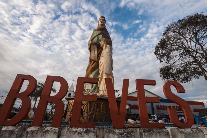 GOVERNADOR NO MUNICIPIO DE BREVES


FOTO: MARCO SANTOS / AGÊNCIA PARÁ
DATA: 03.07.2019
BELÉM - PARÁ <div class='credito_fotos'>Foto: Marco Santos / Ag. Pará   |   <a href='/midias/2019/originais/2836_1545072508295989362_img_3630.jpg' download><i class='fa-solid fa-download'></i> Download</a></div>