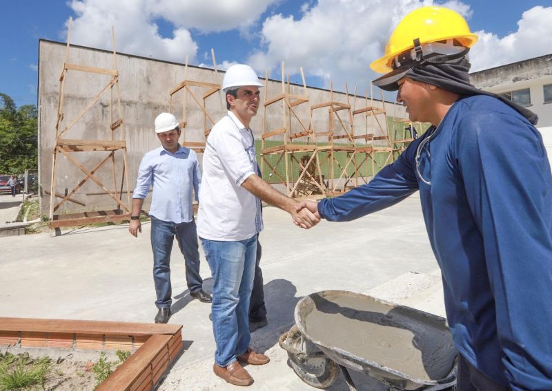 GOVERNADOR NO MUNICIPIO DE BREVES


FOTO: MARCO SANTOS / AGÊNCIA PARÁ
DATA: 03.07.2019
BELÉM - PARÁ <div class='credito_fotos'>Foto: Marco Santos / Ag. Pará   |   <a href='/midias/2019/originais/2836_img_4687.jpg' download><i class='fa-solid fa-download'></i> Download</a></div>