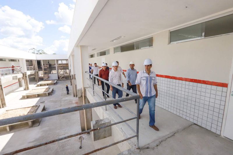 GOVERNADOR NO MUNICIPIO DE BREVES


FOTO: MARCO SANTOS / AGÊNCIA PARÁ
DATA: 03.07.2019
BELÉM - PARÁ <div class='credito_fotos'>Foto: Marco Santos / Ag. Pará   |   <a href='/midias/2019/originais/2836_img_4780.jpg' download><i class='fa-solid fa-download'></i> Download</a></div>