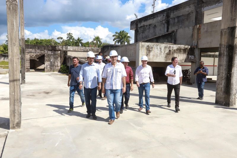 GOVERNADOR NO MUNICIPIO DE BREVES


FOTO: MARCO SANTOS / AGÊNCIA PARÁ
DATA: 03.07.2019
BELÉM - PARÁ <div class='credito_fotos'>Foto: Marco Santos / Ag. Pará   |   <a href='/midias/2019/originais/2836_img_4785.jpg' download><i class='fa-solid fa-download'></i> Download</a></div>