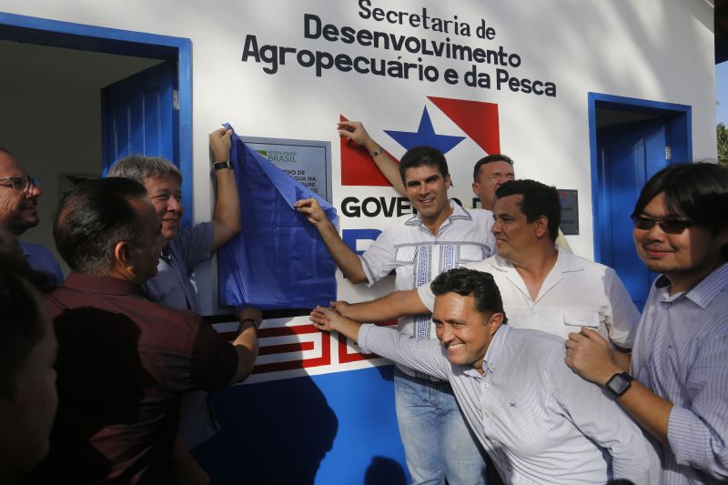 GOVERNADOR NO MUNICIPIO DE SOURE - PARÁ

FOTO: MARCELO SEABRA / AGÊNCIA PARÁ
DATA: 03.07.2019
SOURE - PARÁ <div class='credito_fotos'>Foto: Marcelo Seabra / Ag. Pará   |   <a href='/midias/2019/originais/2837__mg_2143.jpg' download><i class='fa-solid fa-download'></i> Download</a></div>